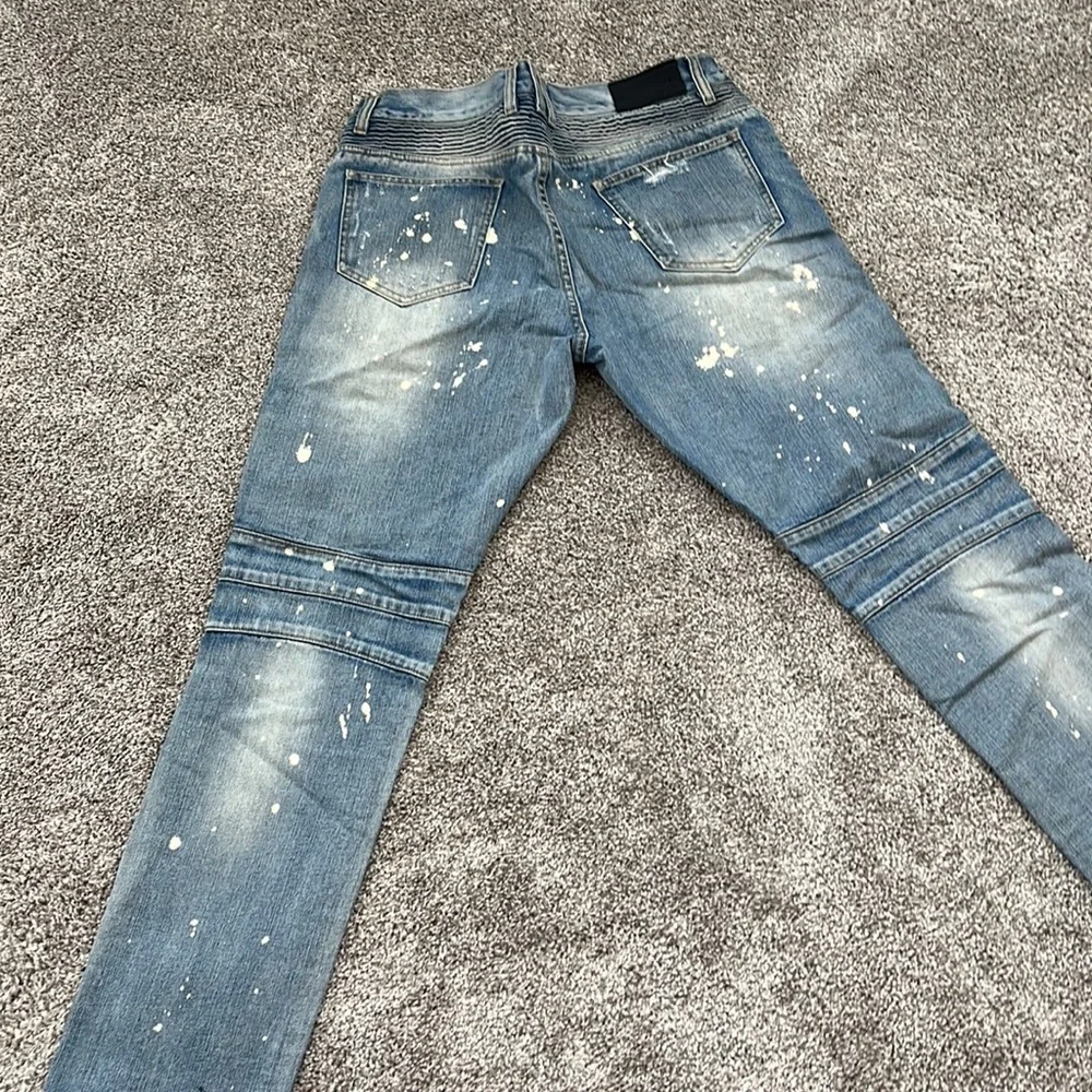 Men Jeans - Picture 4 of 6